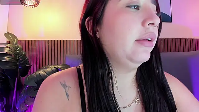 MelinaCruz online show from 04/24/26, 10:56