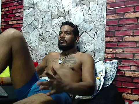 BladeFoxxx1 online show from 07/29/26, 04:10