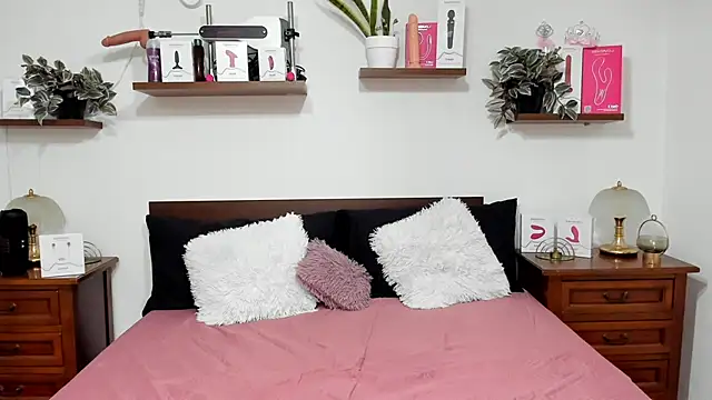 HaleyReedme online show from 09/10/25, 06:57