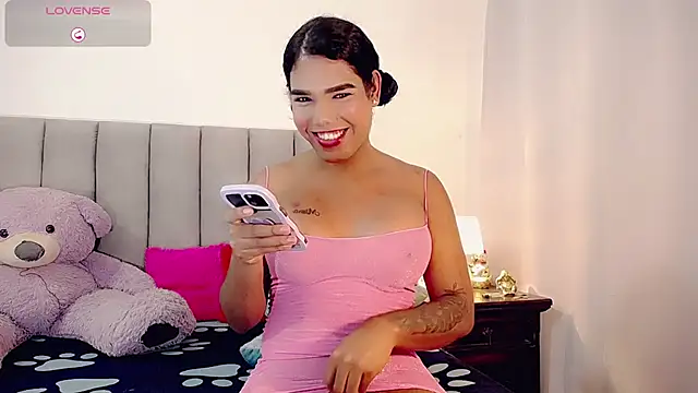 Snapshot of taniababy chatting on 10/04/25, 07:01 taniababy online show from 10/04/25, 07:01