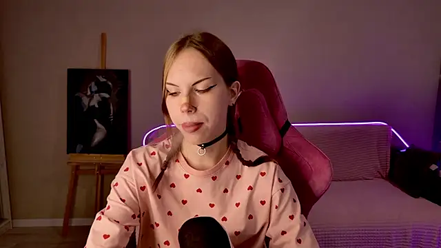 Snapshot of Pussy_Without_pussy chatting on 10/23/25, 07:23 Pussy Without pussy online show from 10/23/25, 07:23