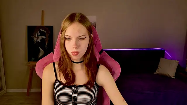 Snapshot of Pussy_Without_pussy chatting on 10/25/25, 07:19 Pussy Without pussy online show from 10/25/25, 07:19