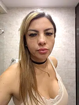 Snapshot of marilyn_allen1 chatting on 10/14/25, 08:09 marilyn allen1 online show from 10/14/25, 08:09