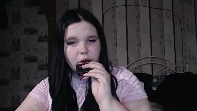 Snapshot of Victoriakot chatting on 03/20/25, 04:53 Victoriakot online show from 03/20/25, 04:53