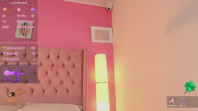 Snapshot of Kloe_raizee chatting on 03/17/25, 11:21 Kloe raizee online show from 03/17/25, 11:21