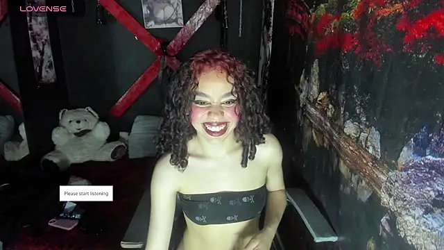 Snapshot of Tracy_KS chatting on 09/17/25, 08:54 Tracy KS online show from 09/17/25, 08:54