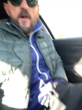 Snapshot of Rimmingtop chatting on 10/28/25, 09:24 Rimmingtop online show from 10/28/25, 09:24