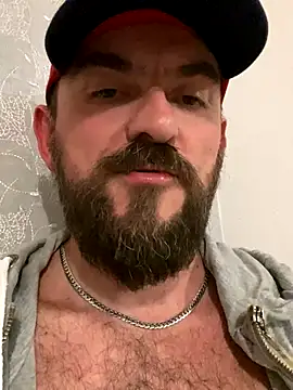 Snapshot of Rimmingtop chatting on 11/18/25, 08:35 Rimmingtop online show from 11/18/25, 08:35