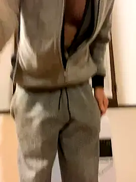 Snapshot of Rimmingtop chatting on 11/23/25, 01:22 Rimmingtop online show from 11/23/25, 01:22