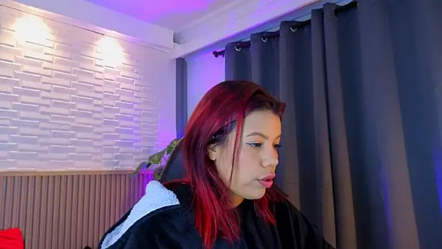 TiffanyWalk online show from 09/15/25, 10:48