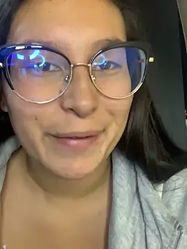 cloe starr online show from 03/22/25, 07:09