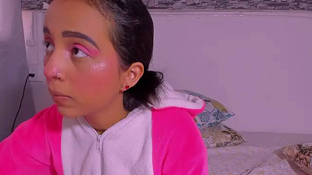 Snapshot of tianna_princess chatting on 11/26/25, 12:50 tianna princess online show from 11/26/25, 12:50