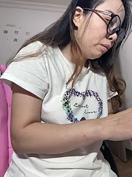 aa520uv online show from 09/28/25, 01:00