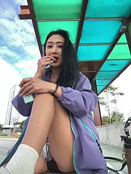 Snapshot of linger-23 chatting on 11/06/25, 07:20 linger-23 online show from 11/06/25, 07:20