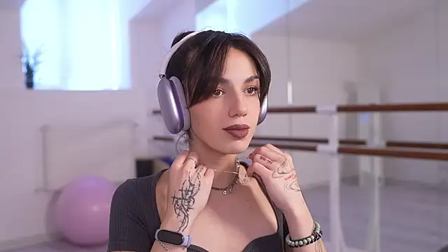 mystica  online show from 09/14/25, 10:58