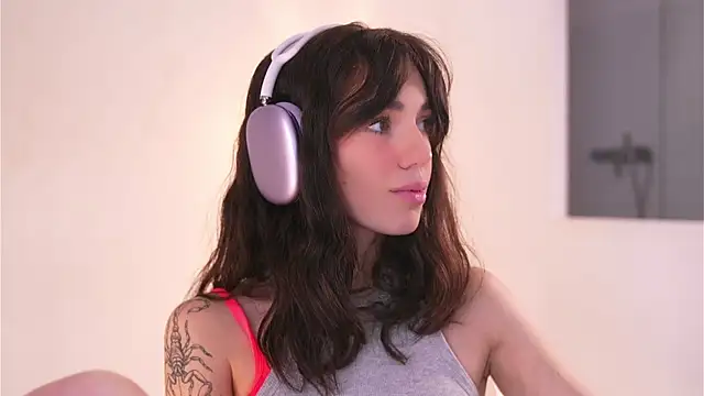 mystica  online show from 10/07/25, 09:17