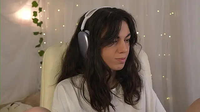 mystica  online show from 10/29/25, 08:27