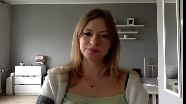 MillieShow online show from 09/22/25, 02:41