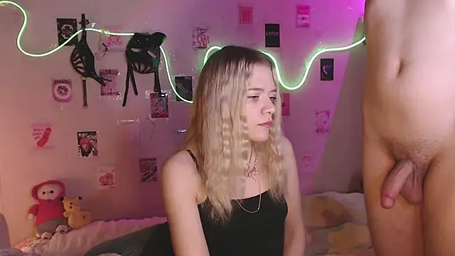 Your Horny Friends online show from 10/30/25, 11:44