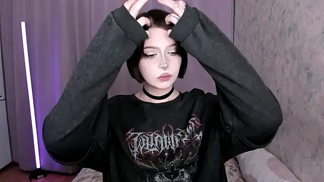 amelia mays xx online show from 06/17/26, 06:09