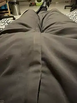 Snapshot of coquin2100 chatting on 03/13/25, 06:56 coquin2100 online show from 03/13/25, 06:56