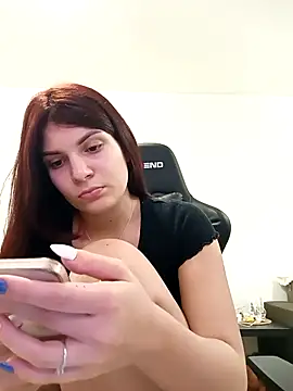 MeCherryy online show from 12/05/25, 02:03