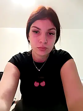 Snapshot of MeCherryy chatting on 05/09/26, 02:44 MeCherryy online show from 05/09/26, 02:44