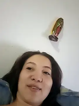 lola3baby online show from 03/21/25, 10:39