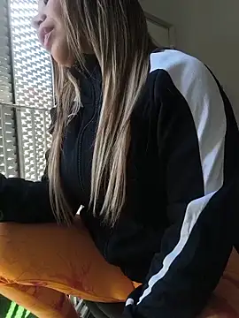 Alyssa 76 online show from 05/15/26, 01:51