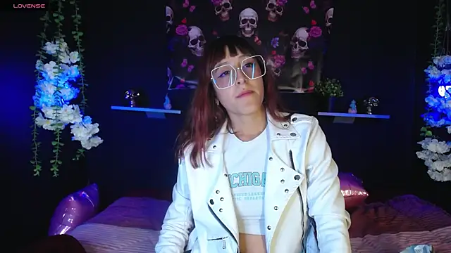 Hairydoll  online show from 11/22/25, 08:52