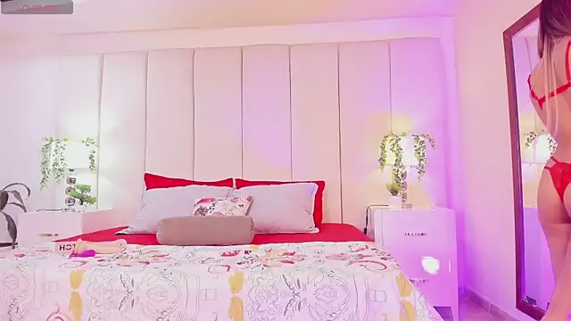 Snapshot of princesssammy2 chatting on 10/20/25, 10:10 princesssammy2 online show from 10/20/25, 10:10