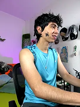 Snapshot of Yaiden_11 chatting on 10/06/25, 10:23 Yaiden 11 online show from 10/06/25, 10:23