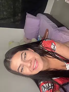 Saanvi21 online show from 03/13/25, 06:34