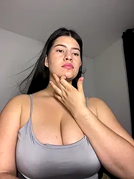 Saanvi21 online show from 11/07/25, 11:38