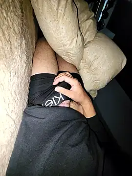 Snapshot of ikeike-kun chatting on 10/31/25, 11:50 ikeike-kun online show from 10/31/25, 11:50