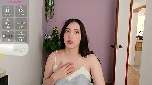Snapshot of Rebbecawhite_meow chatting on 02/22/26, 03:32 Rebbecawhite meow online show from 02/22/26, 03:32
