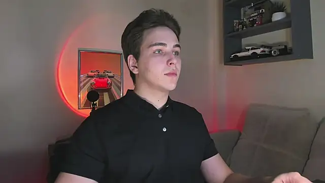 Snapshot of Eric_ether chatting on 11/06/25, 05:03 Eric ether online show from 11/06/25, 05:03