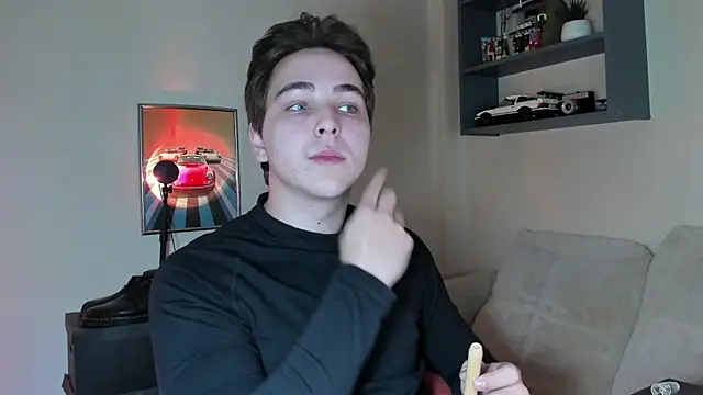 Snapshot of Eric_ether chatting on 11/30/25, 08:13 Eric ether online show from 11/30/25, 08:13