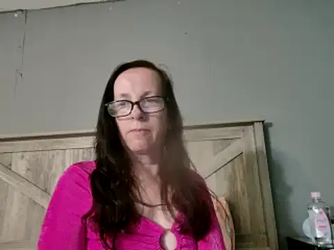 Snapshot of peachgoddess chatting on 03/23/25, 02:48 peachgoddess online show from 03/23/25, 02:48