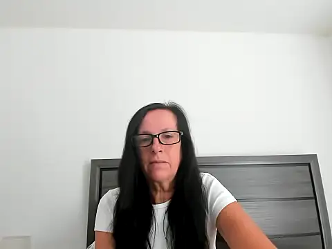 peachgoddess online show from 09/19/25, 03:24