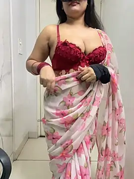 jhanvi boo online show from 07/24/26, 11:41