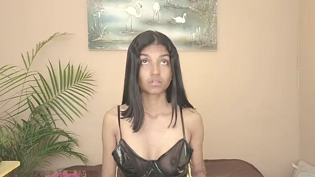 YuliethPetite online show from 06/09/26, 08:20