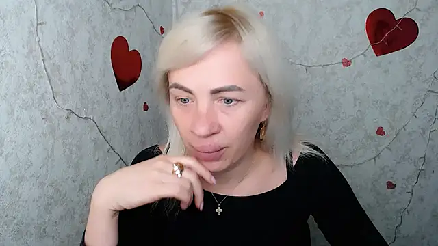  AmandaGold  online show from 03/18/25, 06:25