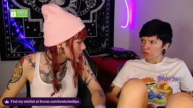 lovelockedlips online show from 09/17/25, 03:52