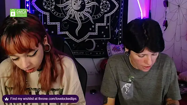 lovelockedlips online show from 10/15/25, 04:34