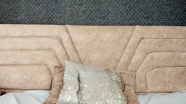 alice foxred online show from 03/17/25, 03:40