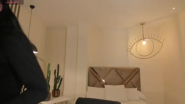 Snapshot of AmaliaCrus chatting on 11/27/25, 08:22 AmaliaCrus online show from 11/27/25, 08:22