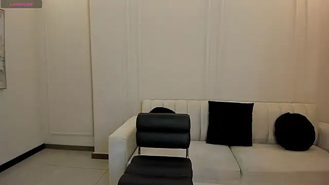 AmaliaCrus online show from 07/10/26, 08:22