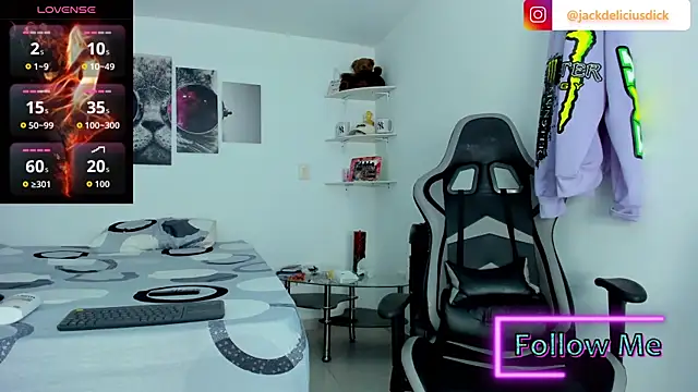 Snapshot of jackdeliciusdick chatting on 11/18/25, 08:30 jackdeliciusdick online show from 11/18/25, 08:30