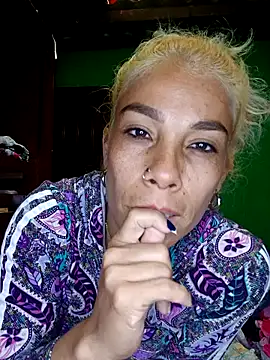 Snapshot of ferchisconejita chatting on 10/22/25, 08:52 ferchisconejita online show from 10/22/25, 08:52